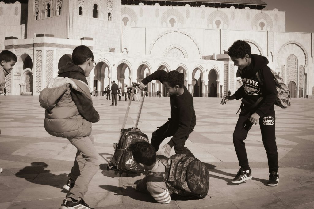 Η Παραβατικότητα στην Εφηβεία: Αίτια και Αντιμετώπιση